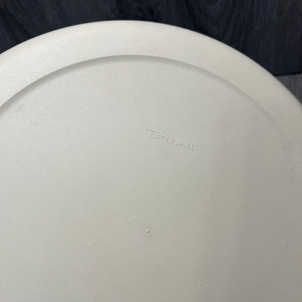 Vintage Tupperware Round Large Serving Tray Beige 7 Compartment Relish Lid USA